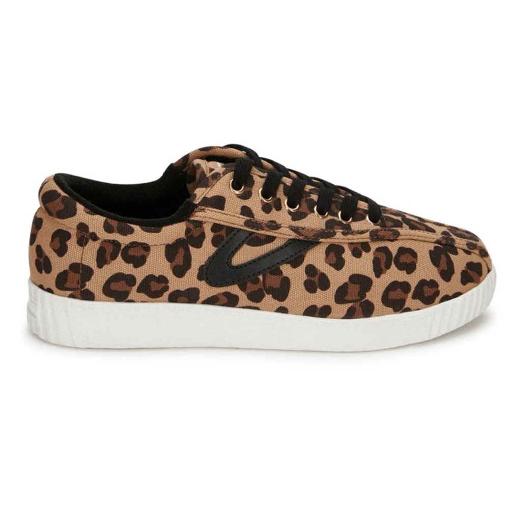 Tretorn ‘Nylite' Sneaker Leopard Print with Black Shoelaces - Picture 3 of 10